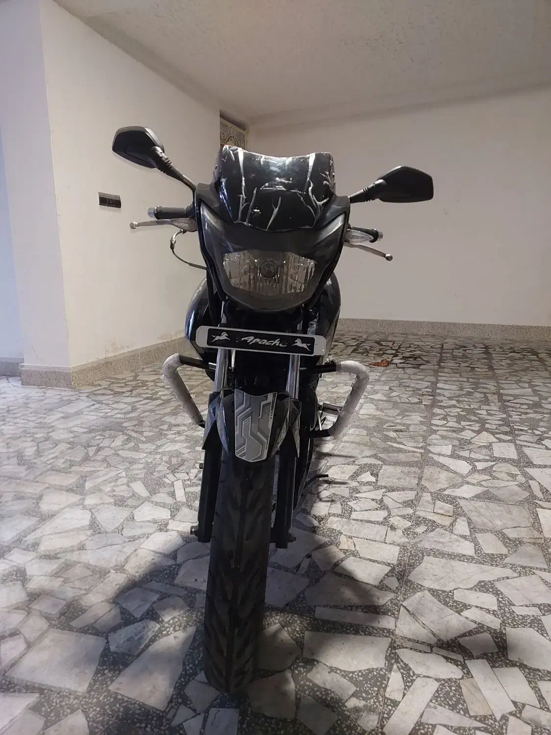 آپاچی ۱۸۰ مدل۹۰|موتورسیکلت|آستانه اشرفیه, |دیوار