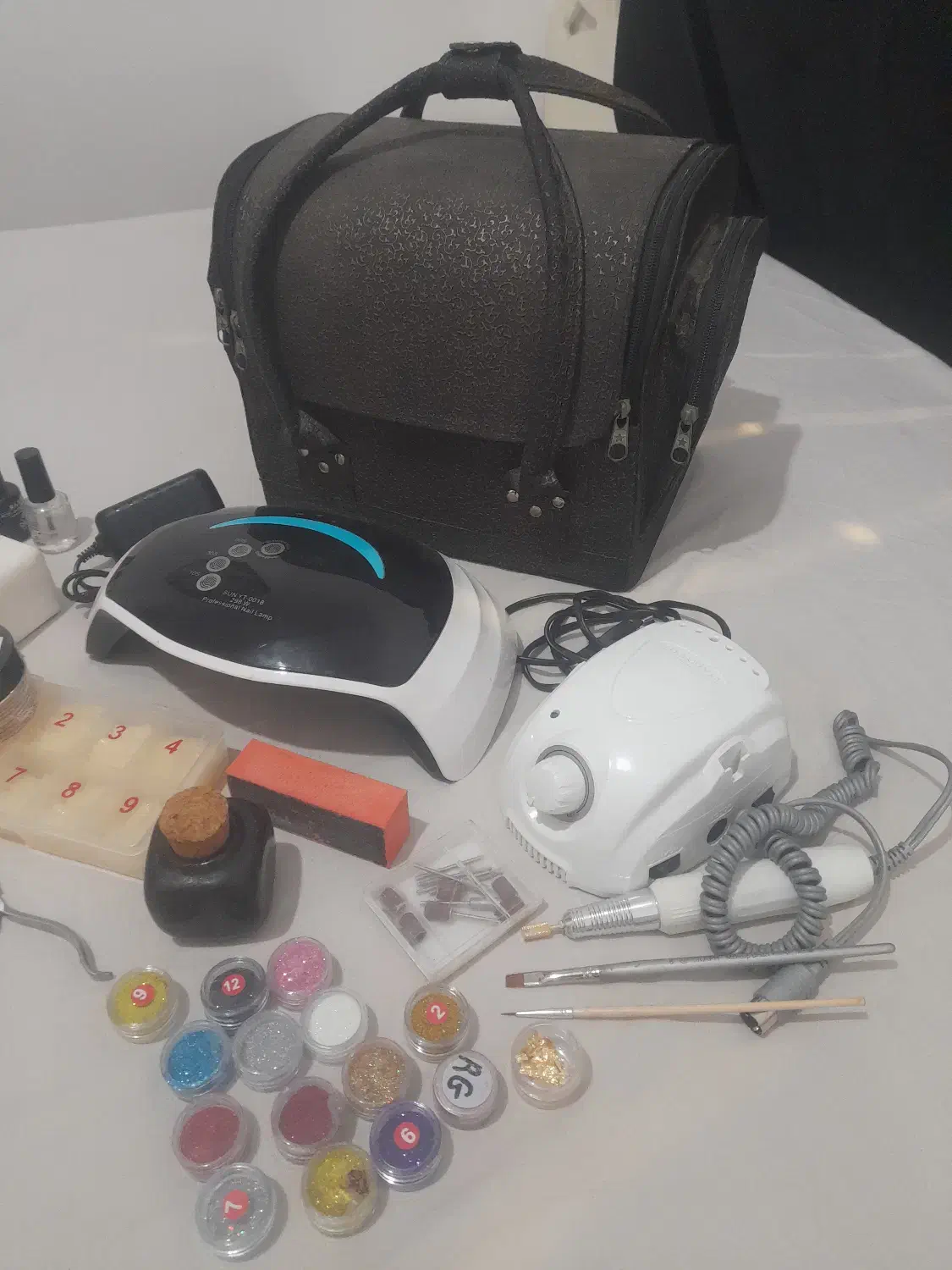 لوازم کاشت ناخن|حراج|مشکیندشت, |دیوار