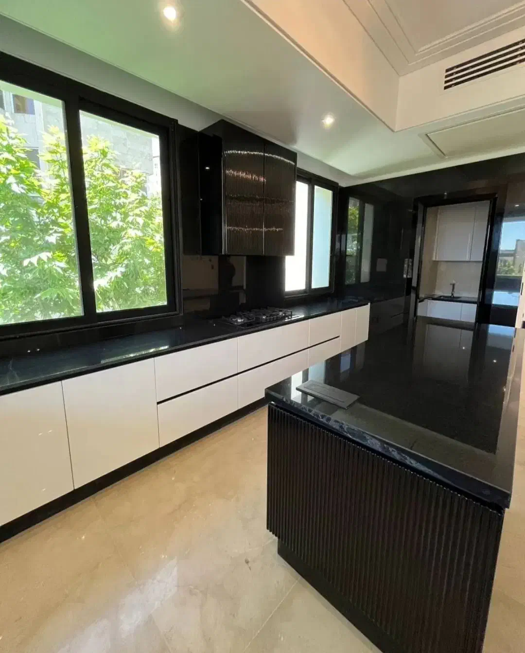 250 متر 4 خواب ، شیراز شمالی ، ونک ، فول امکانات|اجارهٔ آپارتمان|تهران, ونک|دیوار