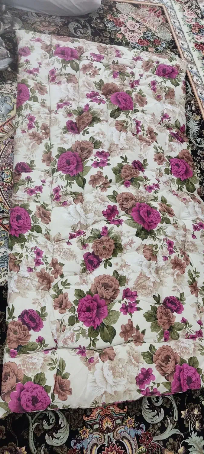 تشک جهیزیه|رختخواب، بالش، پتو|قم, سید معصوم|دیوار