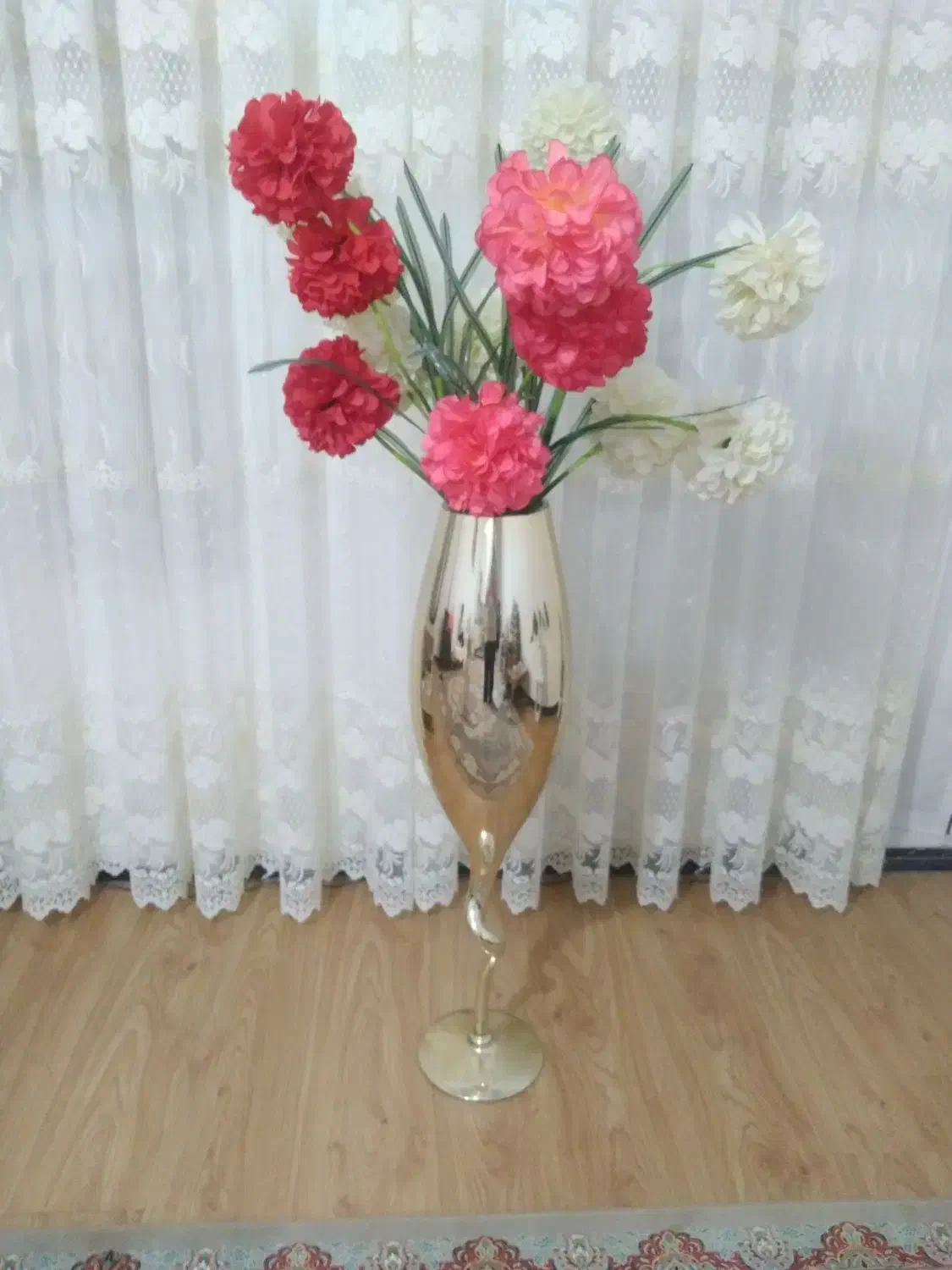 کلدان با ۵ شاخه کل درحد نو|گل مصنوعی|اردبیل, |دیوار