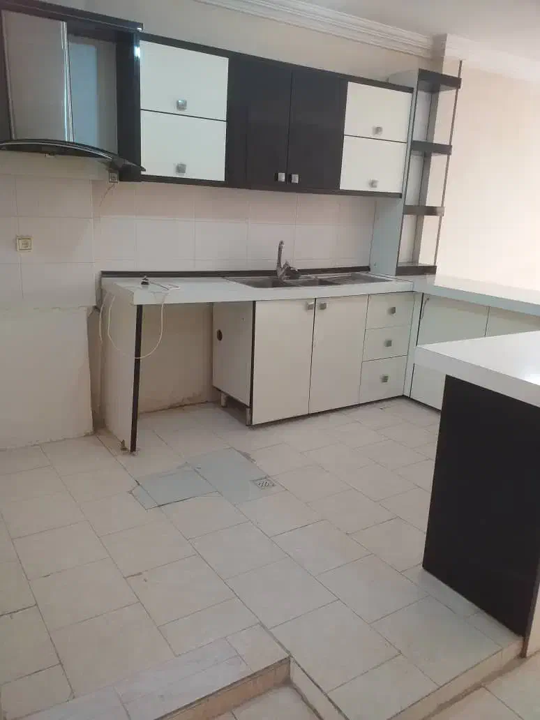 آپارتمان ۹۰ متر/ دو خواب/فرامرز عباسی حاشیه فردوسی|اجارهٔ آپارتمان|مشهد, شهید فرامرز عباسی|دیوار