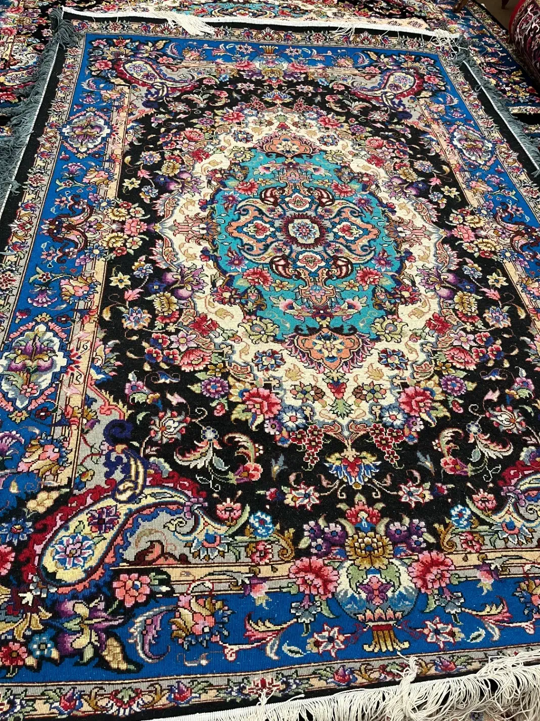 فرش دست باف سالاری رج ۲۵|فرش|تبریز, |دیوار