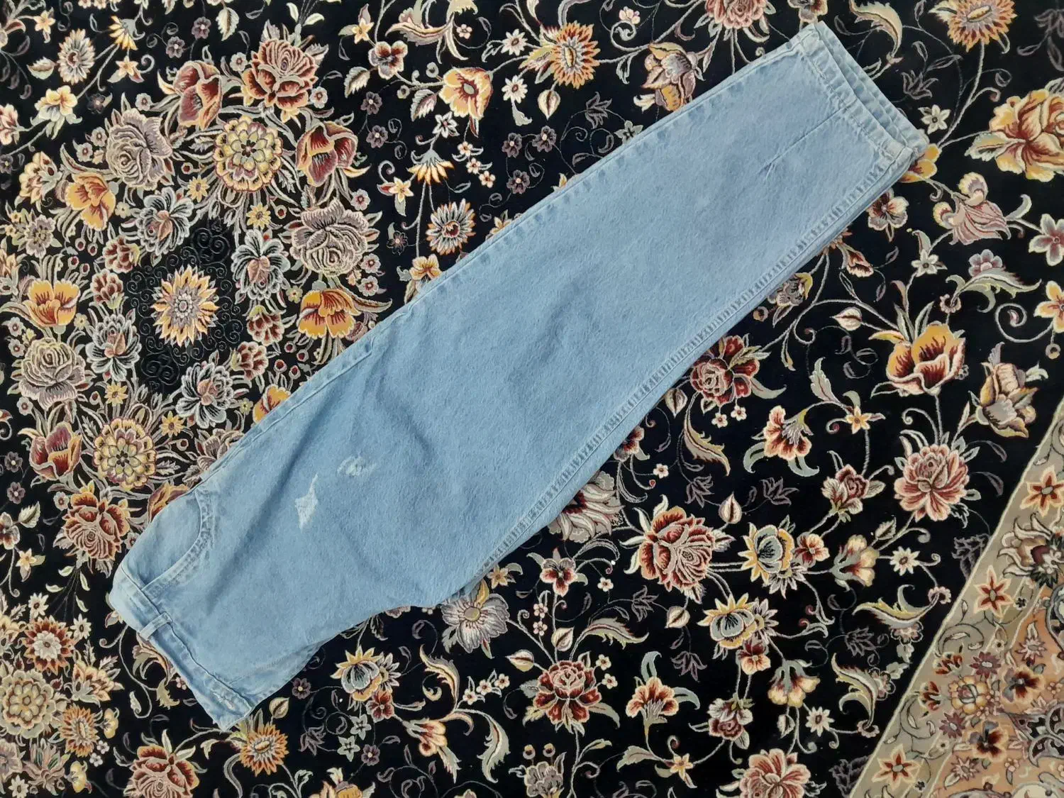 تعدادی شلوارلی پارچه ای و لی نو نو فقط ۳۰۰ هزار|لباس|قرچک, شهرک طلائیه|دیوار