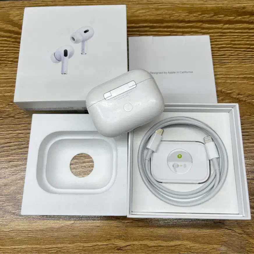 ایرپاد پرو ۲ لایتنینگ در حد نو اصلی|لوازم جانبی موبایل و تبلت|تهران, صادقیه|دیوار