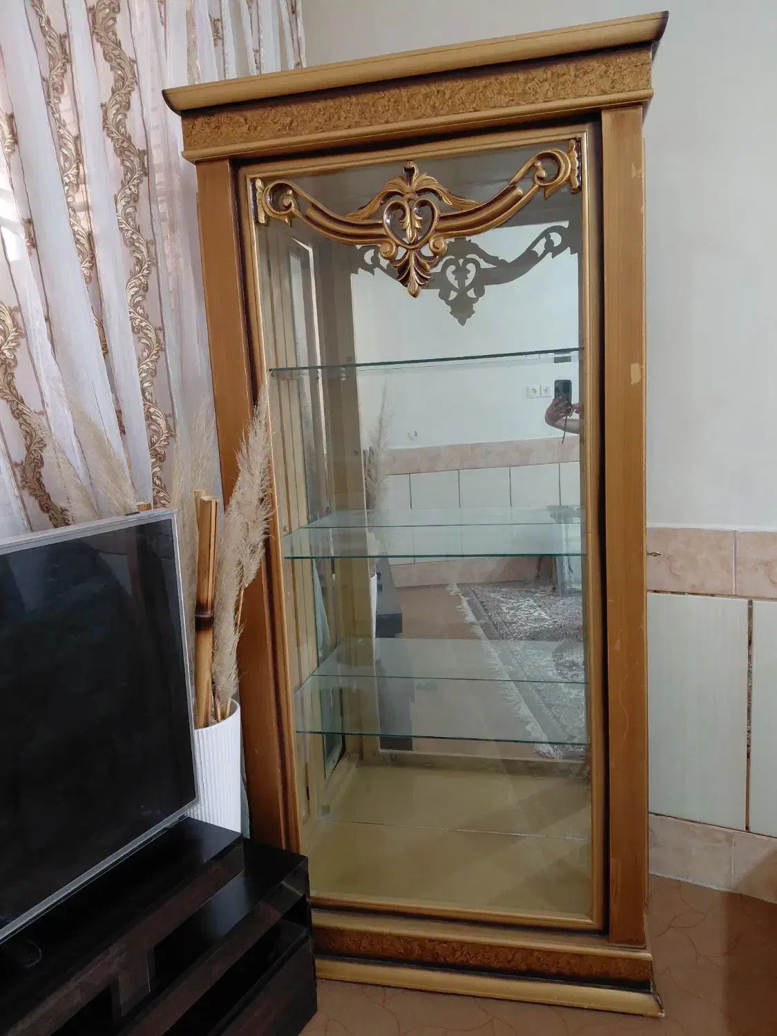 ویترین و گیره لباسی ایستاده بزرگ و کوچیک|بوفه، ویترین، کنسول|شهرکرد, |دیوار