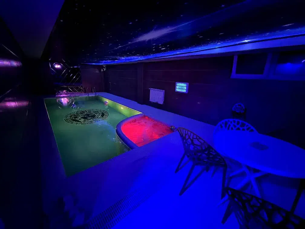 ویلا استخردار کد ماهیشاه|اجارهٔ کوتاهمدت ویلا و باغ|بندر انزلی, شهرک اسحاقی|دیوار