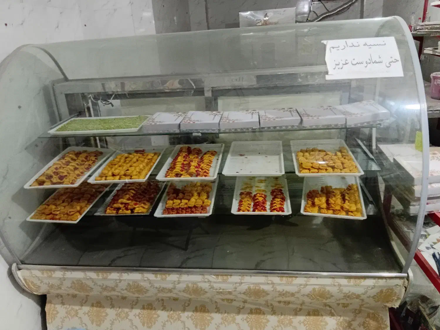 لوازم کامل قنادی ب فروش میرسد ریز و درشت|کافیشاپ و رستوران|رودبار (کرمان), |دیوار