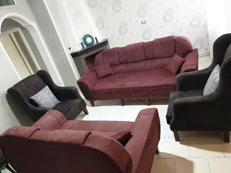 مبلمان ۷نفره چستر کاملا سالم و تمیز|مبلمان خانگی و میز عسلی|تهران, تهرانسر مرکزی|دیوار