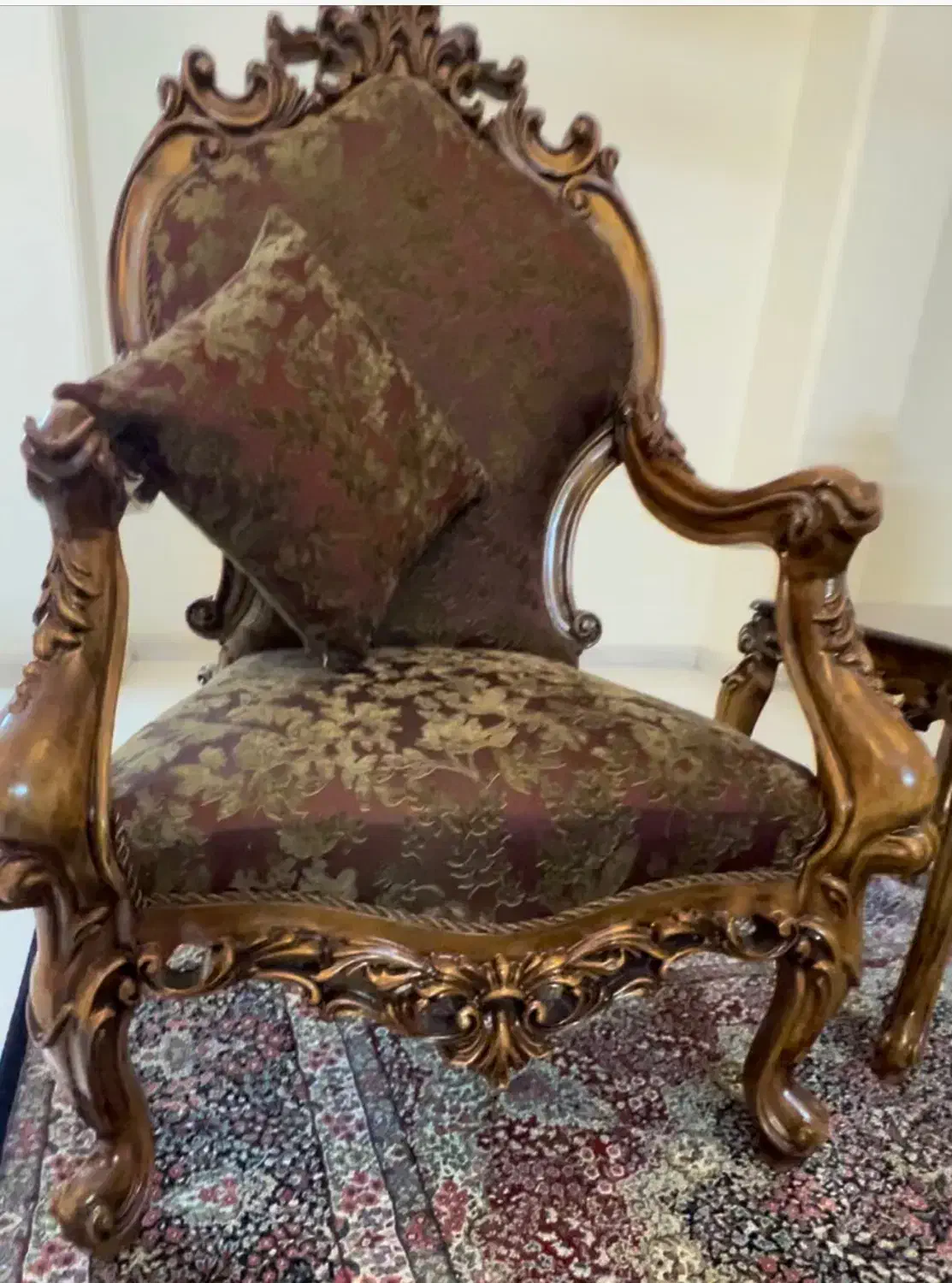 مبلمان سلطنتی/هشت نفره/درحدنو/چوب گردو|مبلمان خانگی و میز عسلی|تهران, تجریش|دیوار