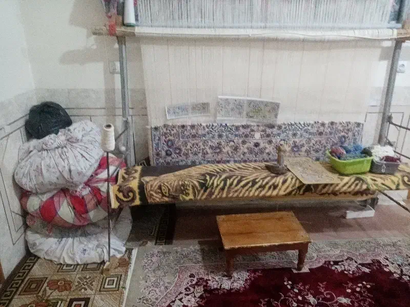 فروش دارقالی نیمه کاره نائینی|فرش|نجفآباد, امیرآباد|دیوار