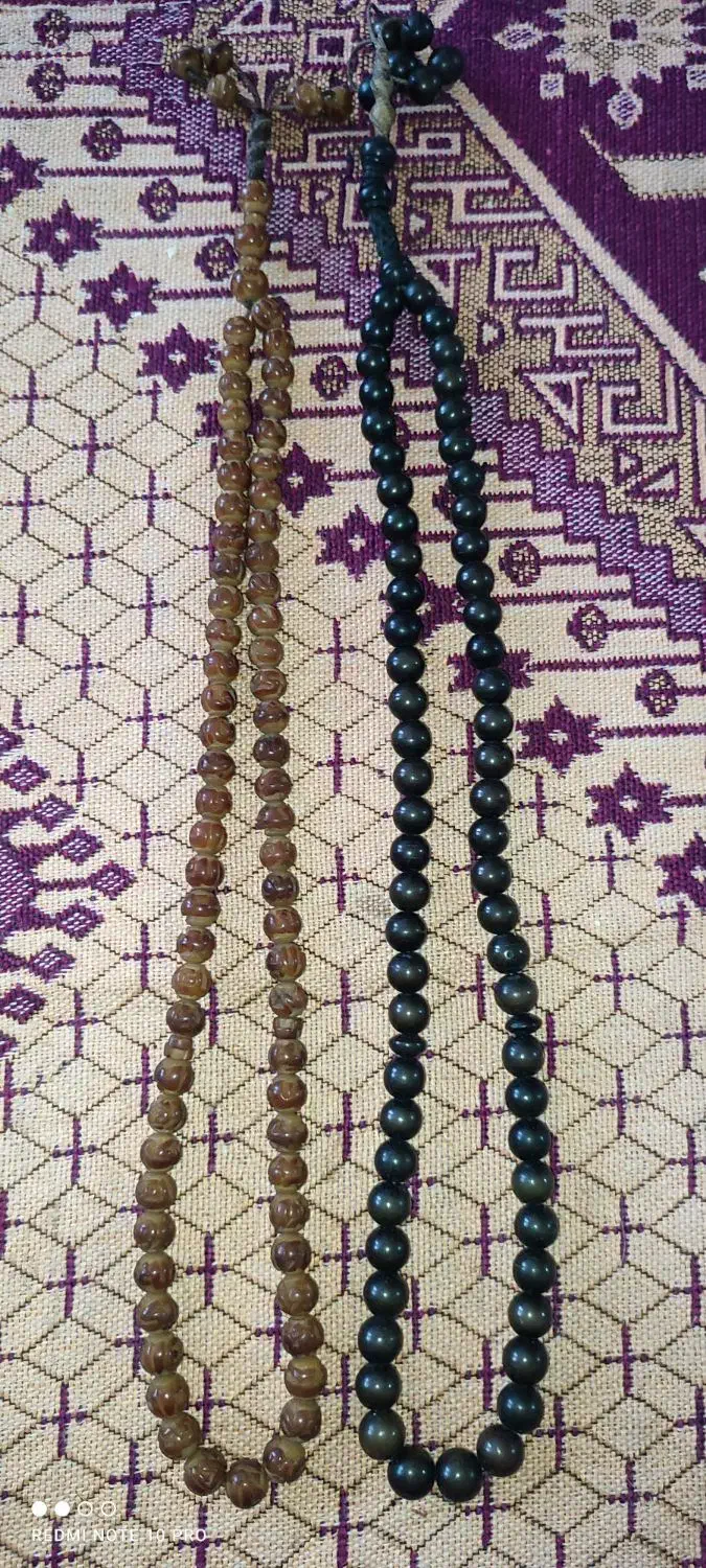 تسبیح هسته خرما|کلکسیون اشیاء عتیقه|گرگان, |دیوار