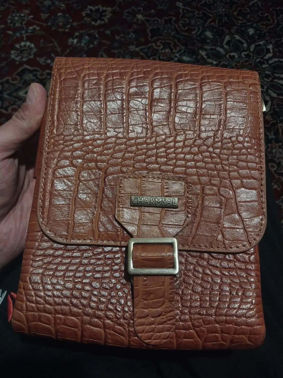 کیف چرم اصل نوضخیم خوشرنگ۸تومنه میدم زیرقیمت۳ونیم|کیف، کفش، کمربند|تهران, سلسبیل شمالی|دیوار