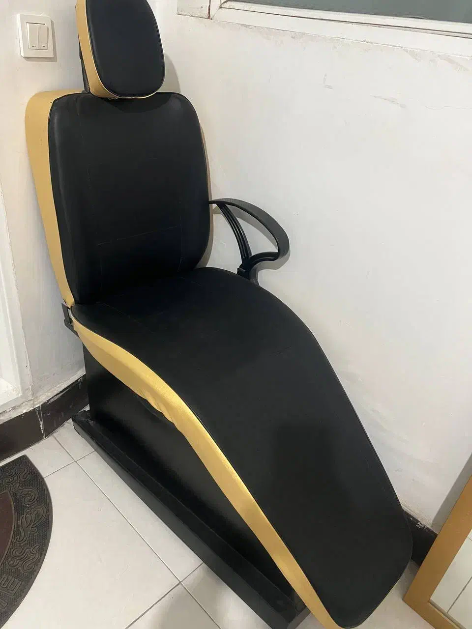 صندلی آرایشگاهی|آرایشگاه و سالن‌های زیبایی|مراغه, |دیوار