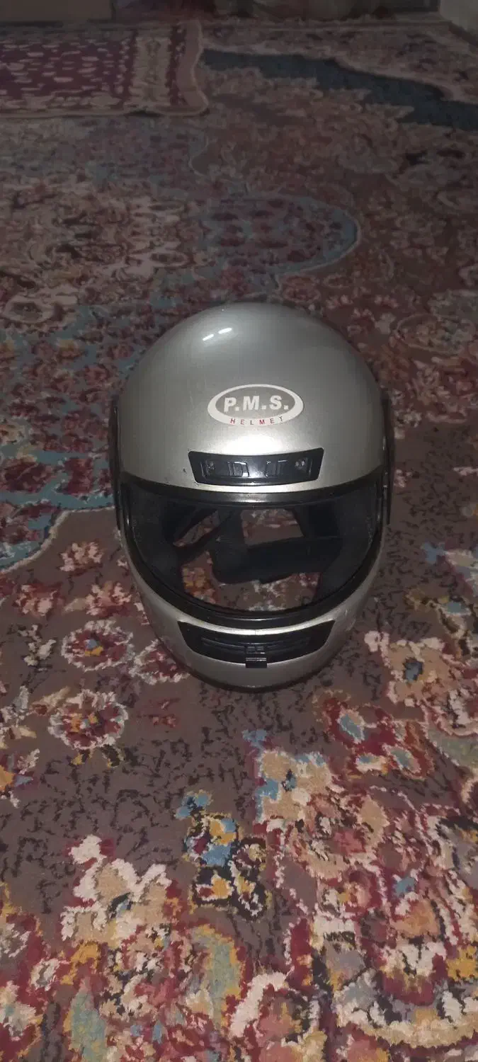 کلاه ایمنی|قطعات یدکی و لوازم جانبی|مشهد, رده|دیوار