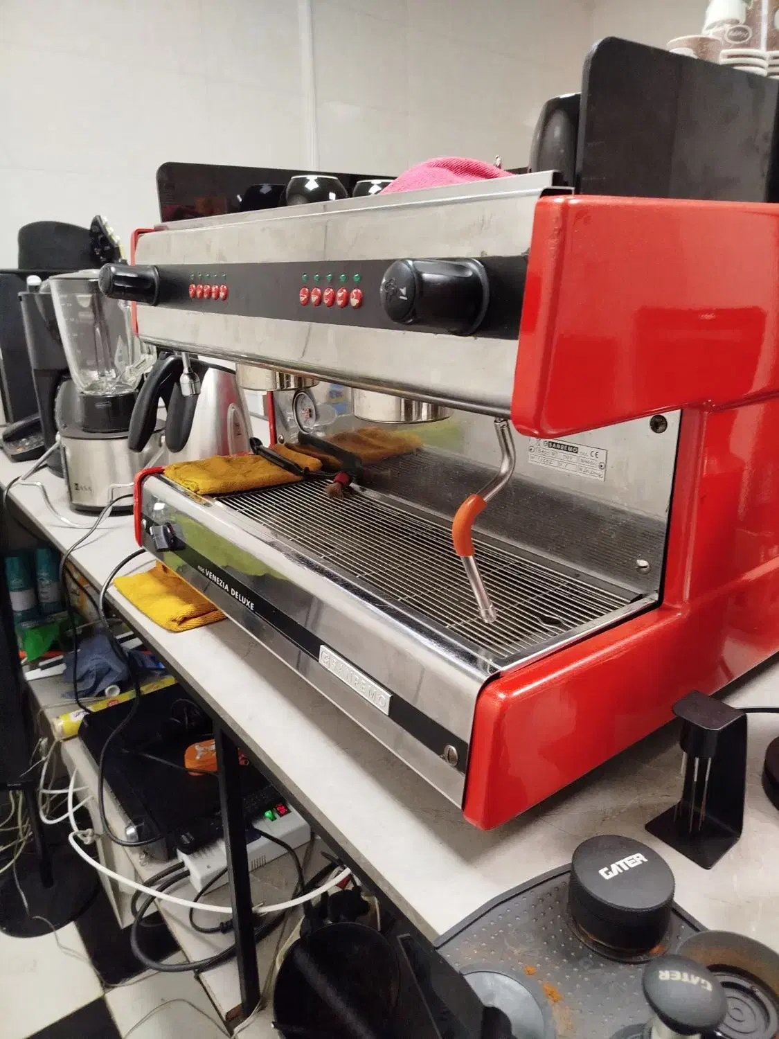 واگذاری لوازم کافه|کافیشاپ و رستوران|تنکابن, |دیوار