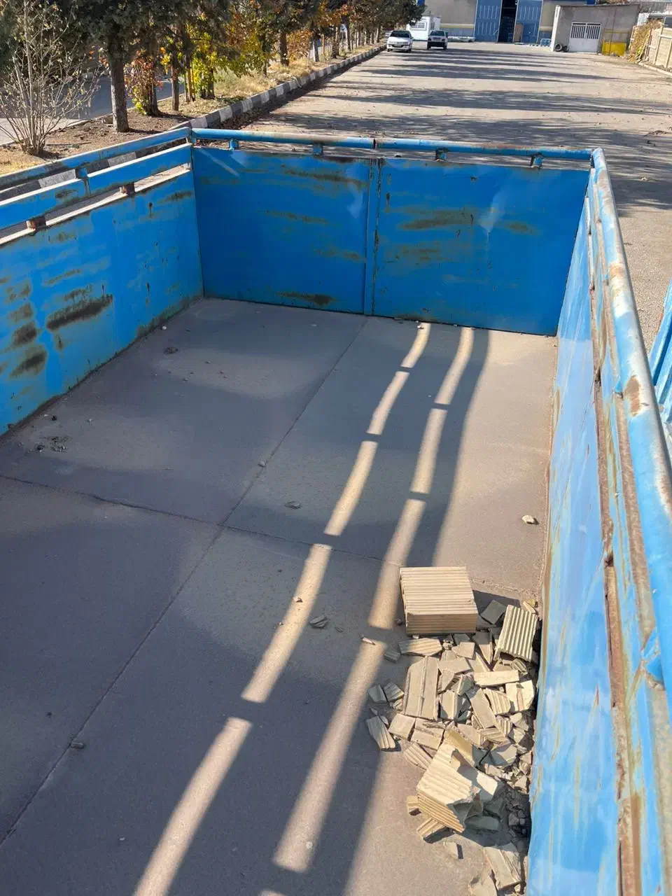 اتاق باری ۳.۵ تن|قطعات یدکی و لوازم جانبی|یاسوج, |دیوار