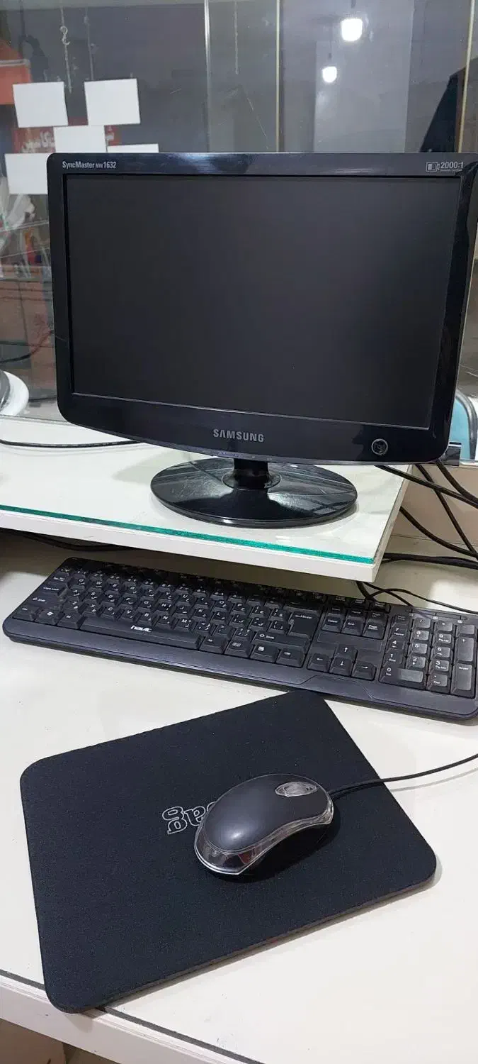 مانیتور سامسونگ ۱۵ اینج|قطعات و لوازم جانبی رایانه|رشت, گلزاران|دیوار