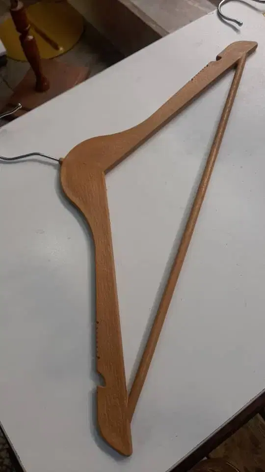 ماین رخت اویز چوبکار طرح چوب تگ دزدگیر چوب لباسی|بندرخت و رختآویز|تهران, نعمتآباد|دیوار