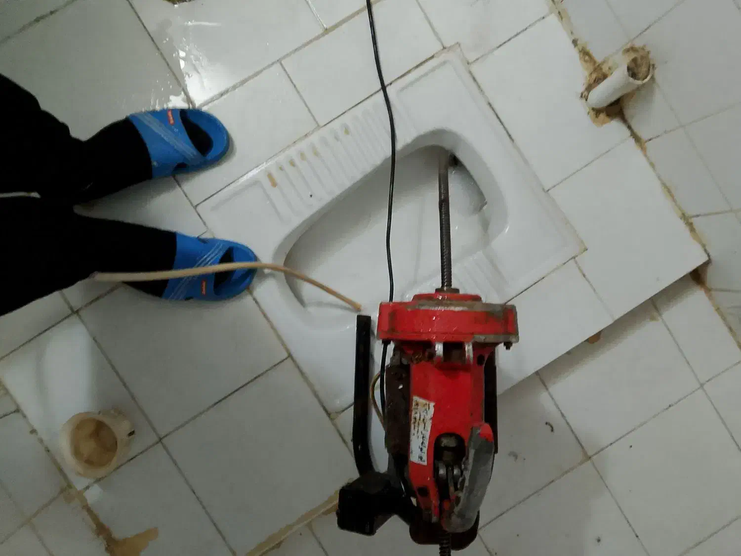 لوله بازکن60%تخفیف کل مشهدچاه با دستگاه۱رز۱ن فنرزن|خدمات پیشه و مهارت|مشهد, امام رضا (ع)|دیوار