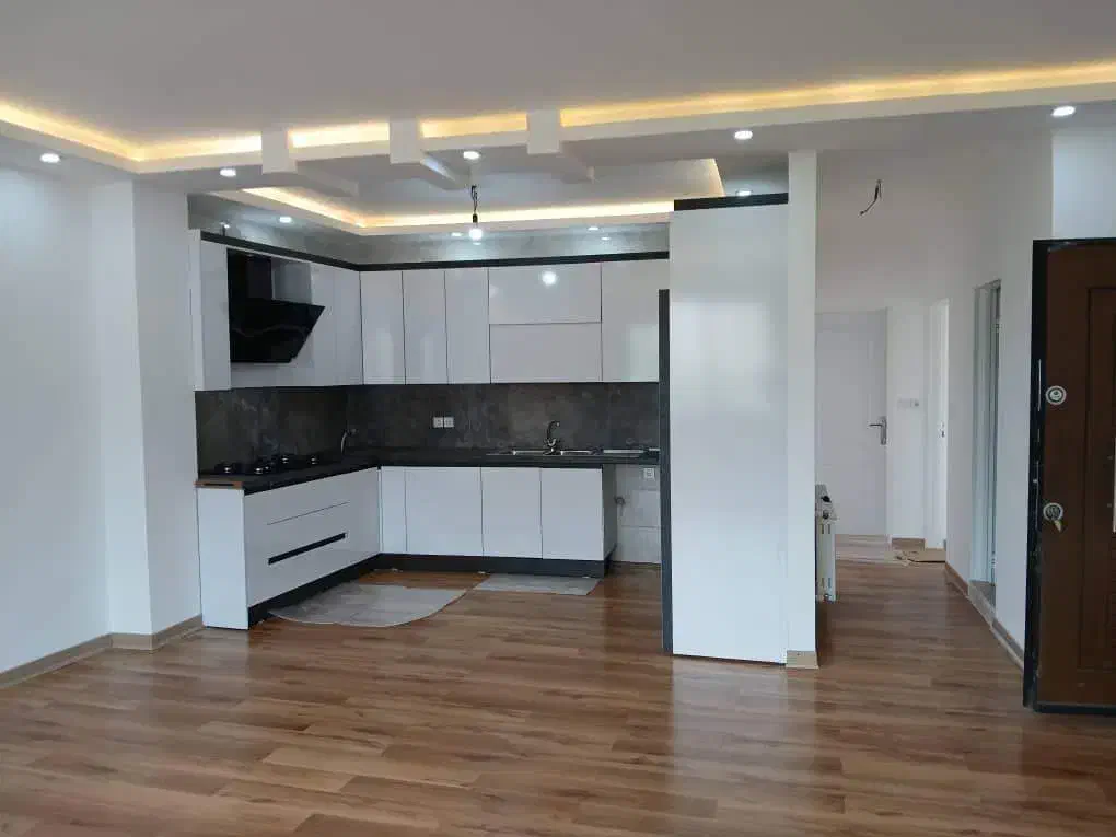 فروش آپارتمان. میدان پرستار.۸۸ متر|فروش آپارتمان|بندر انزلی, پرستار|دیوار