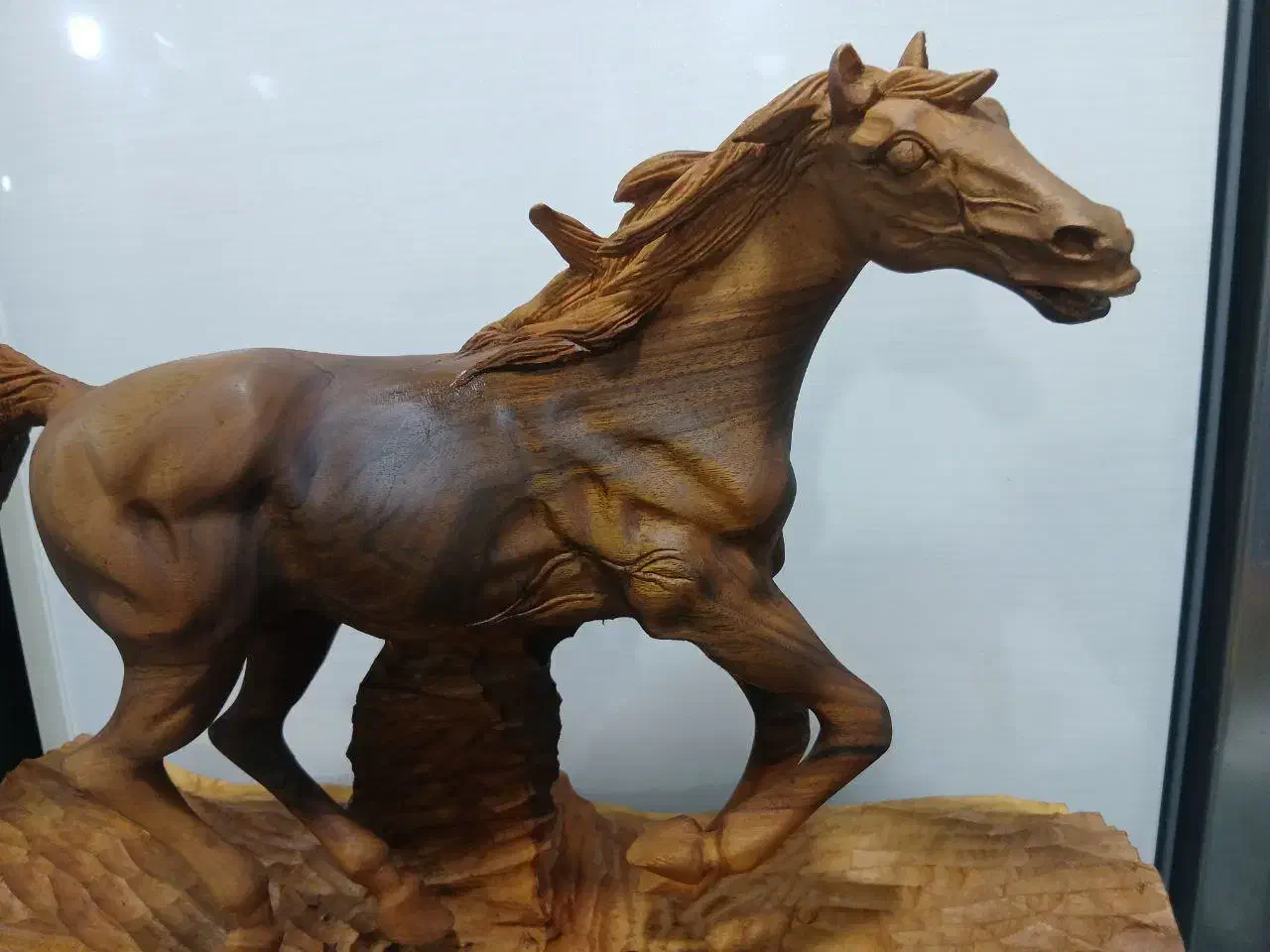 مجسمه ی چوبی اسب|مجسمه، تندیس، ماکت|تهران, نعمت‌آباد|دیوار