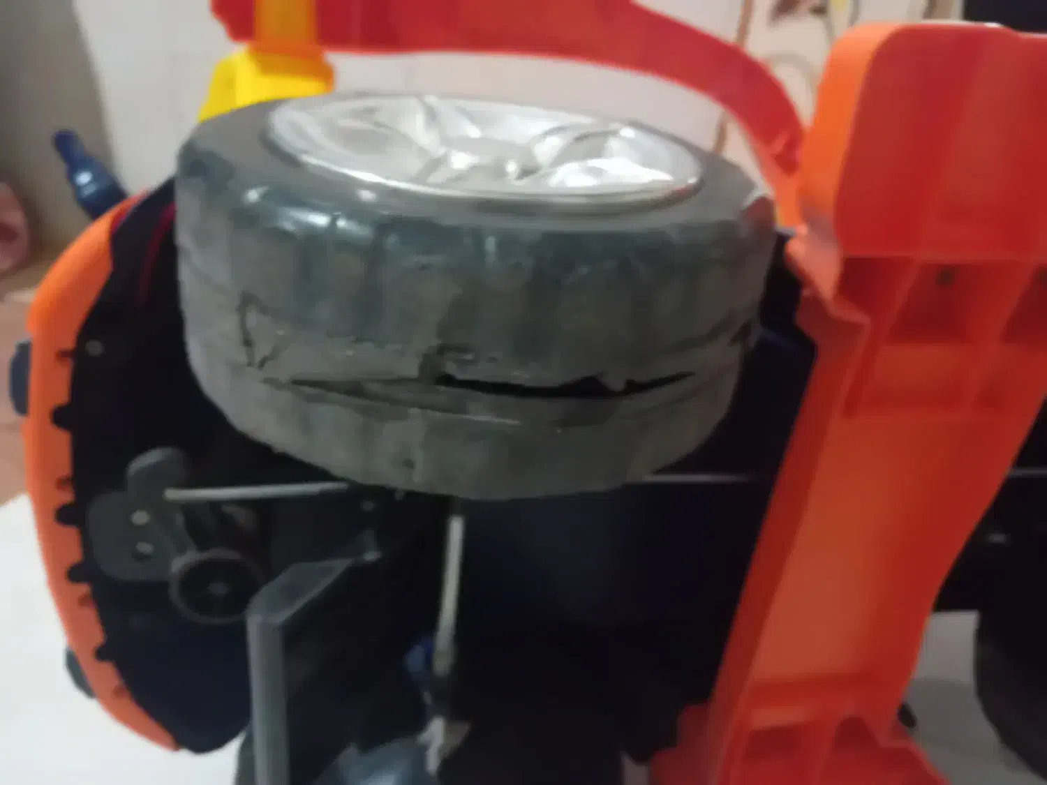 ماشین کودک سالم باموزیک|اسباب‌‌بازی|قرچک, داوود آباد|دیوار