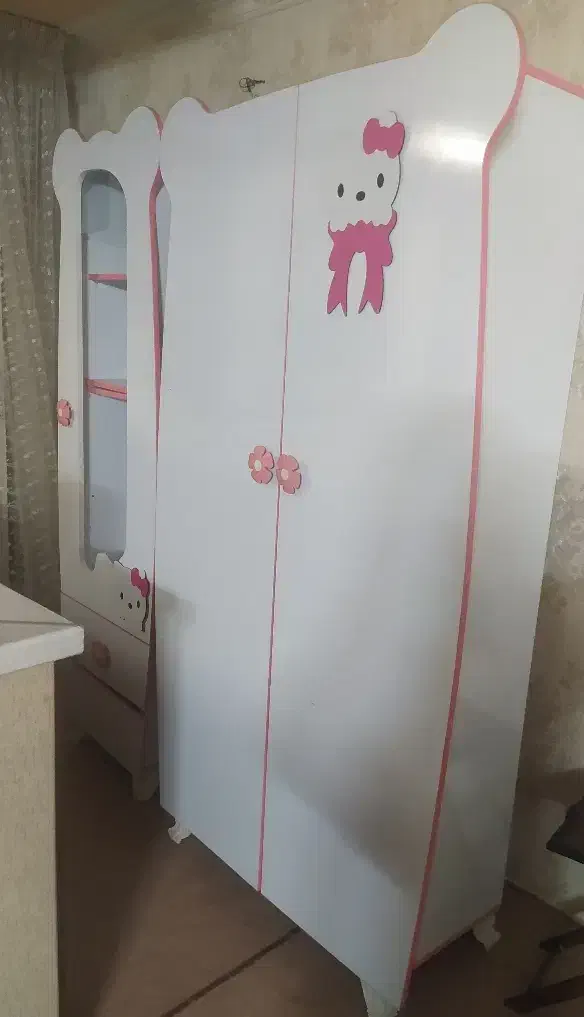 فروش تخت و کمد دخترانه با کیفیت|اسباب و اثاث بچه|زنجان, |دیوار