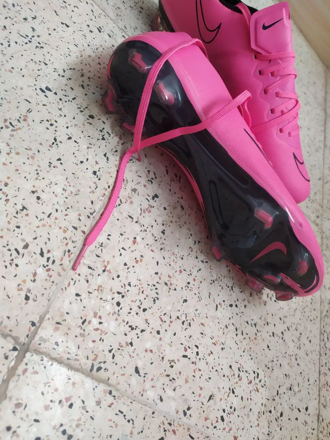 استوک فوتبال اورجینال|کیف، کفش، کمربند|زنجان, |دیوار