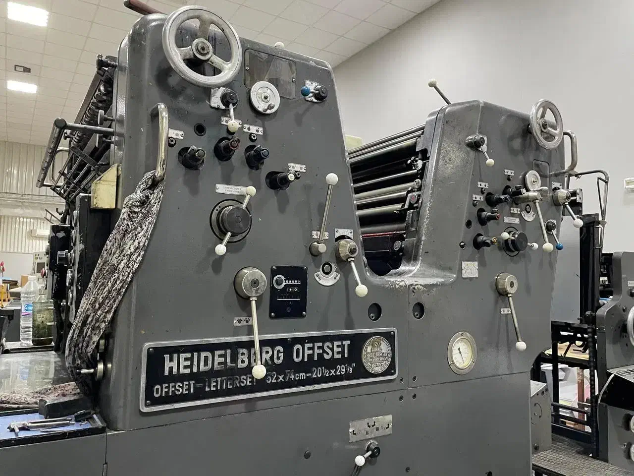 فروش چاپخانه معروف در شهر مسقط قلب عمان|فروش دفتر کار، اتاق اداری، مطب|تهران, سید خندان (جلفا)|دیوار