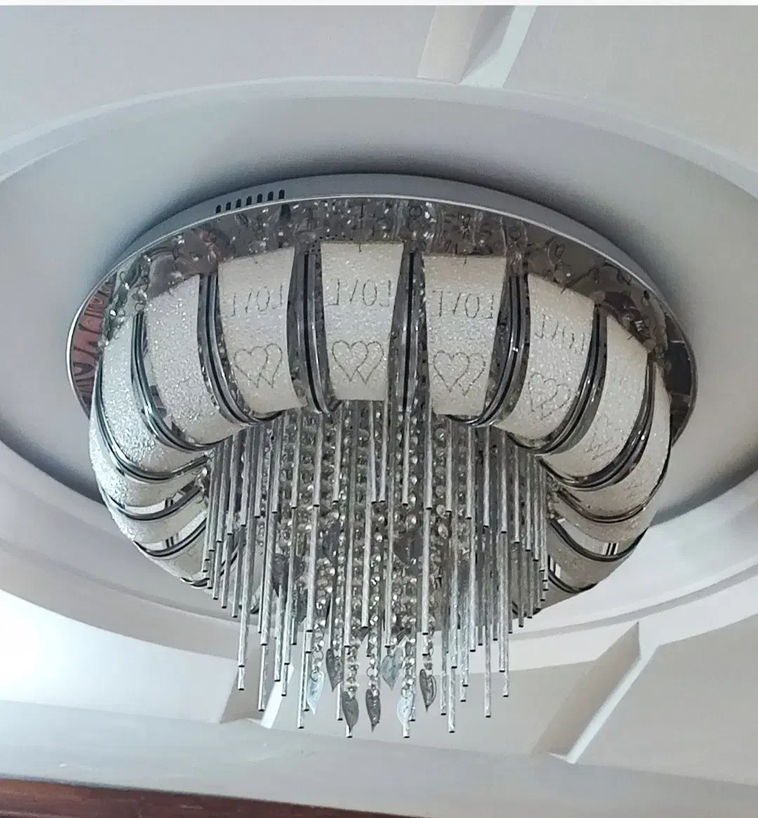 لوستر کریستال|لوستر و چراغ آویز|رشت, گیل|دیوار