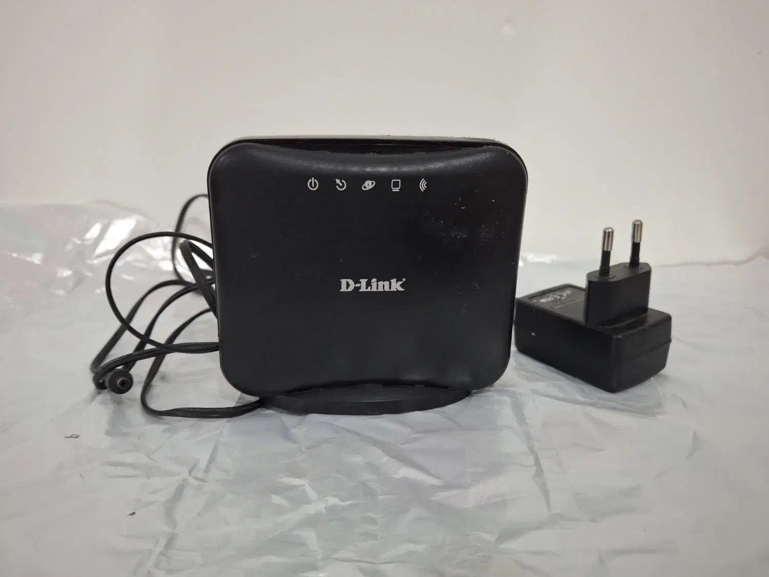 مودم خانگیADSL دی لینک(بدون وایفای)|مودم و تجهیزات شبکه|ایوان, |دیوار