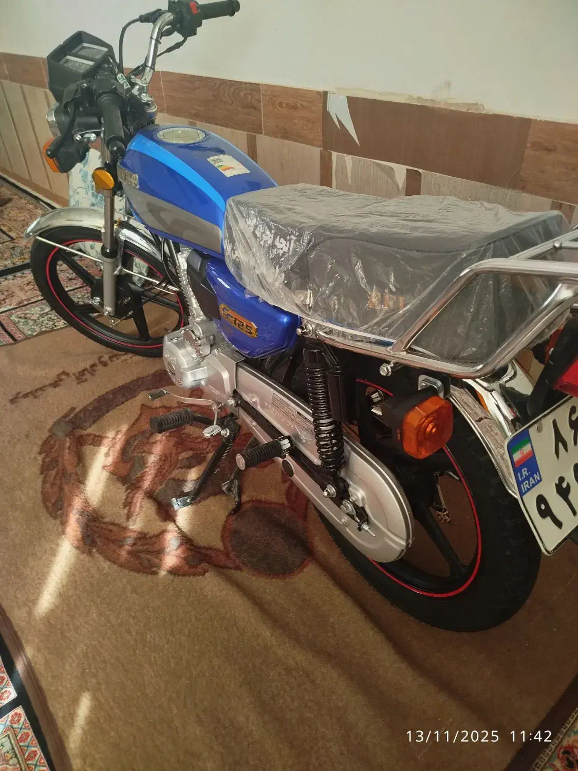 موتور.سیکلت.|موتورسیکلت|تربت جام, کشتارگاه|دیوار