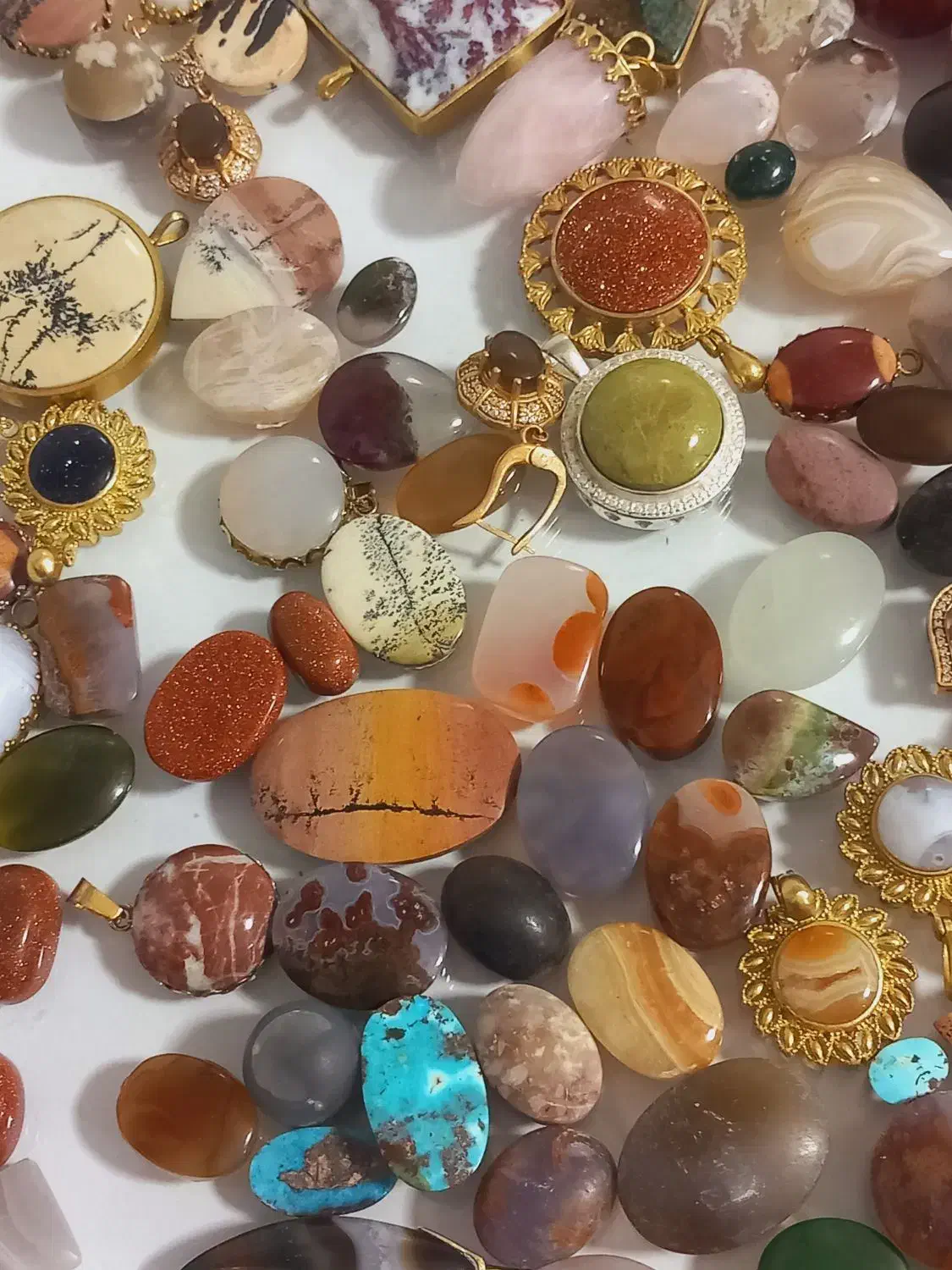 فروش انواع انگشتر و گردنبند و سنگ طبیعی معدنی|جواهرات|اندیمشک, |دیوار