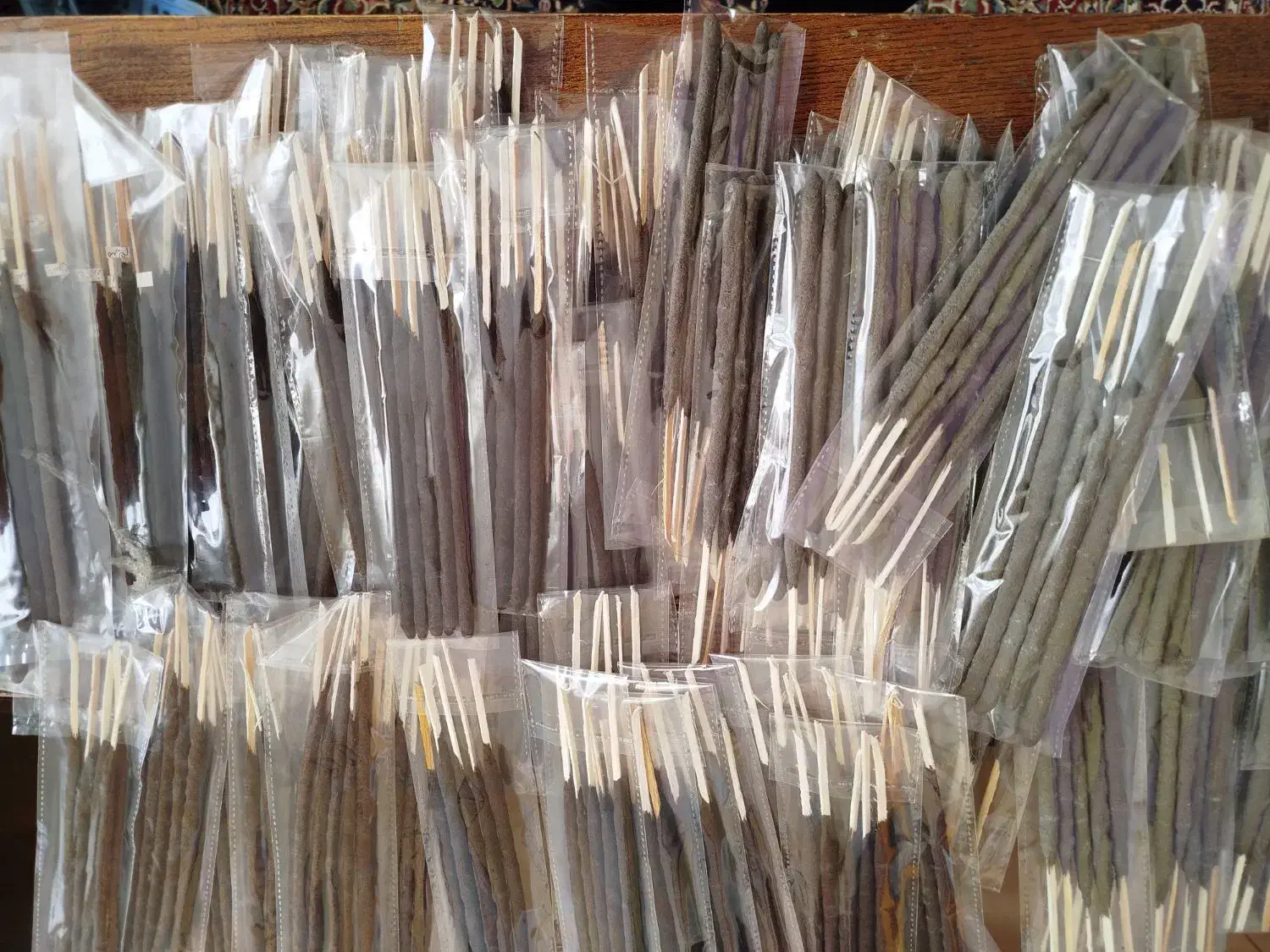 فروش عمده عود دست ساز طبیعی|عمدهفروشی|کرمانشاه, |دیوار