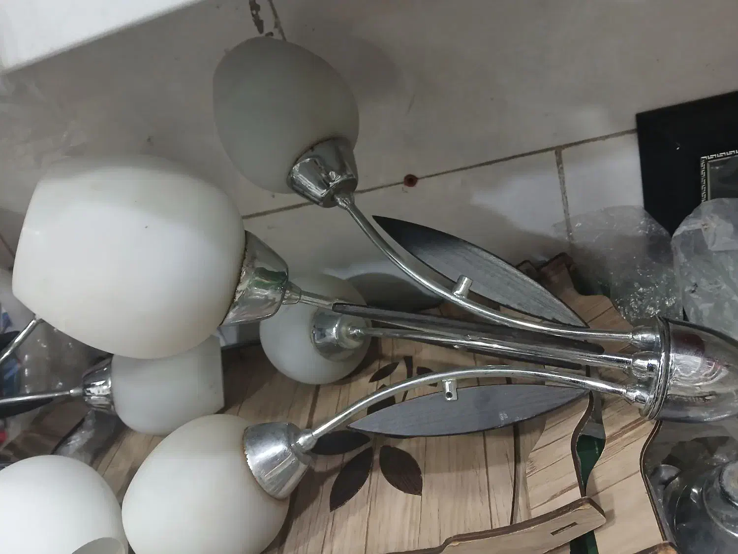 لوستر|لوستر و چراغ آویز|اهواز, زیتون کارگری|دیوار