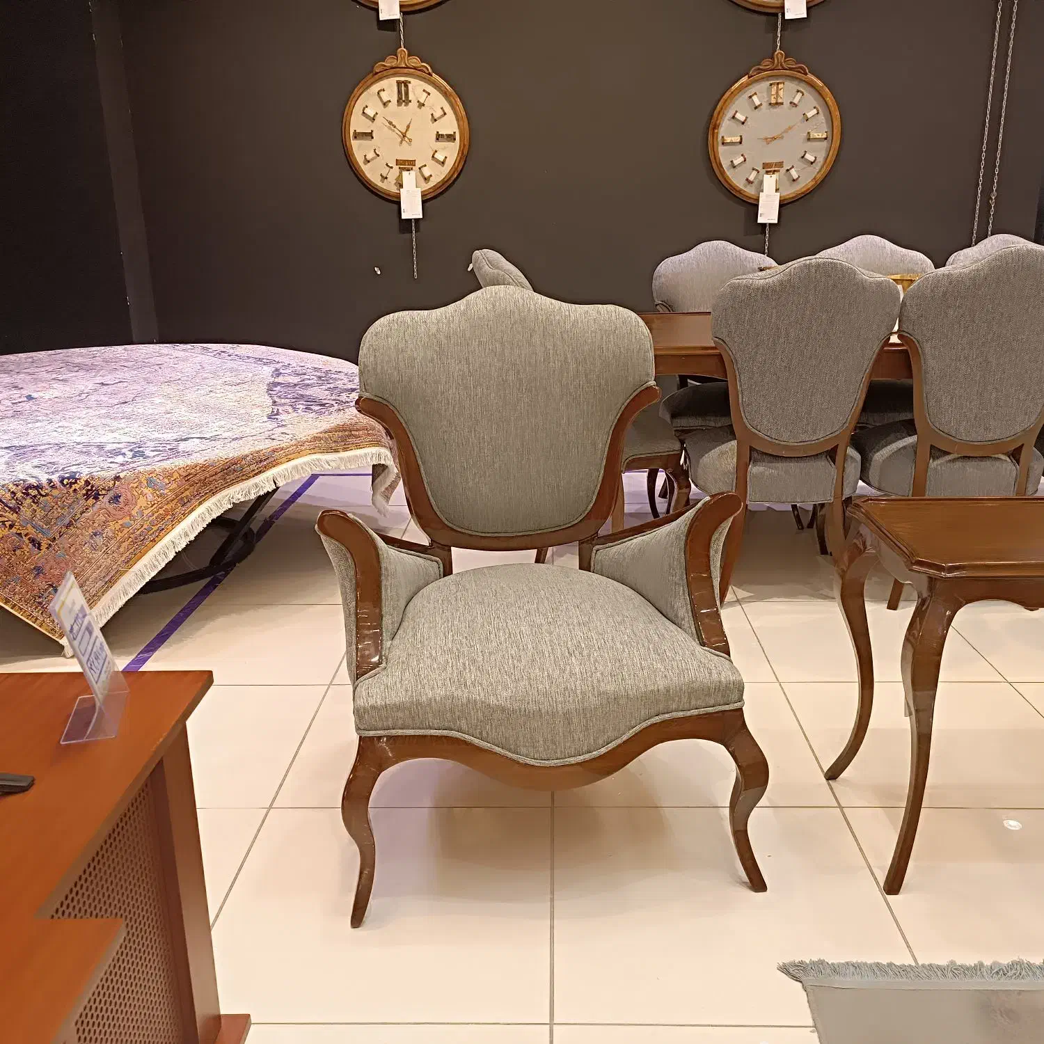 شرایط فوق العاده اقساطی|مبلمان خانگی و میز عسلی|فولادشهر, B4|دیوار