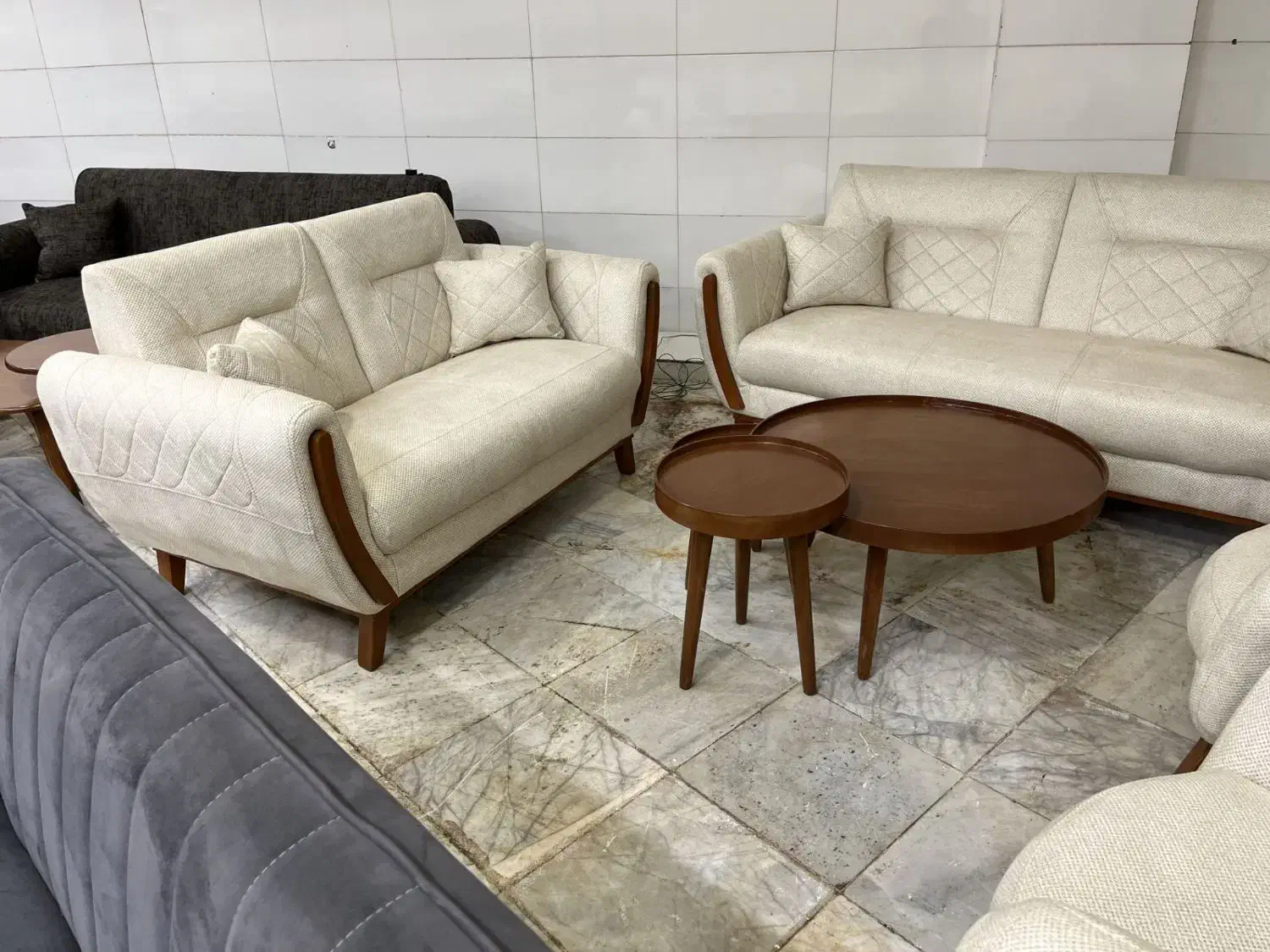 مبل نیو چستر با تخفیفات ویژه|مبلمان خانگی و میز عسلی|اصفهان, مارچین|دیوار