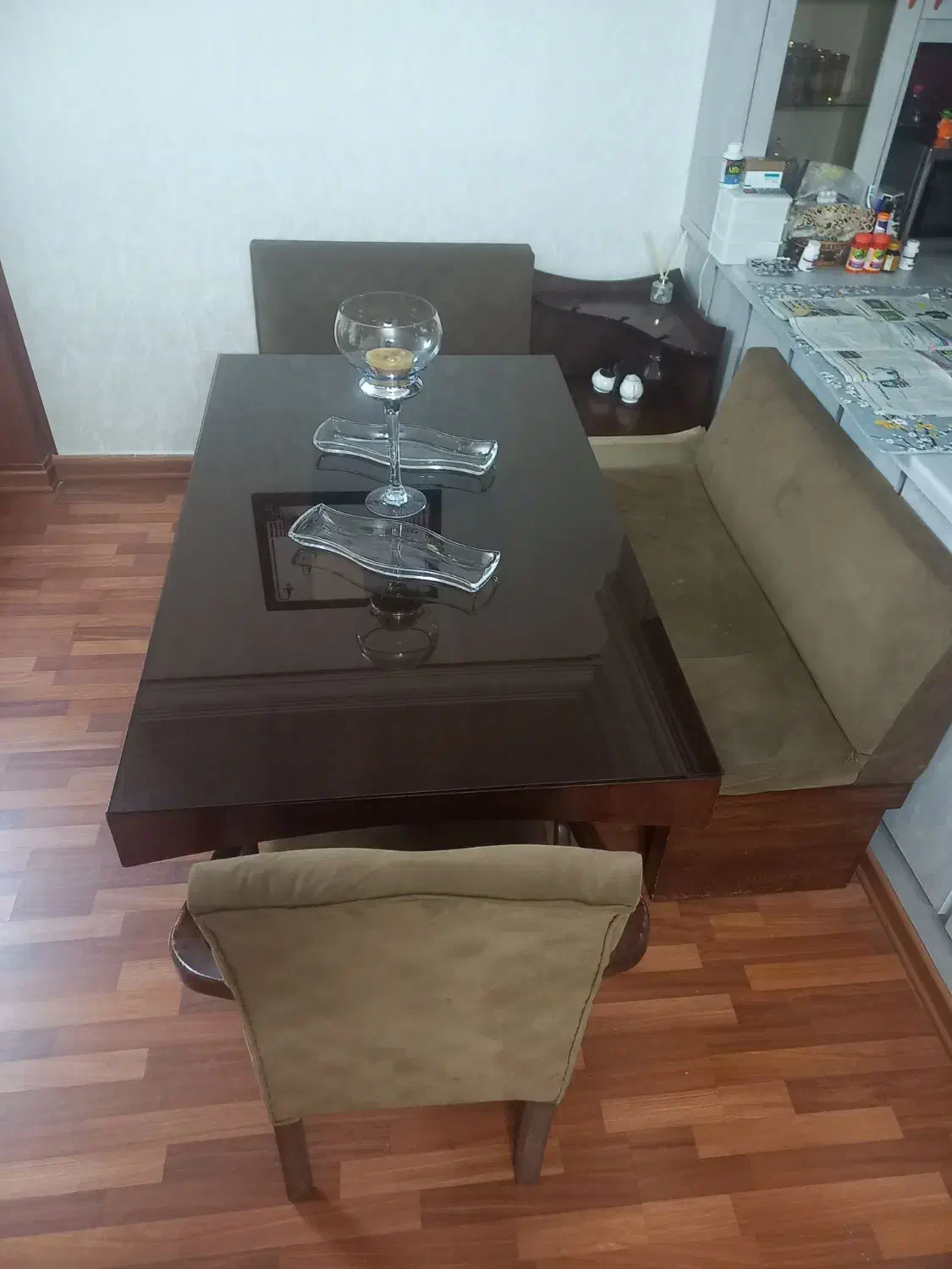 میز نهار خوری|میز و صندلی غذاخوری|مشهد, نیروی هوایی|دیوار