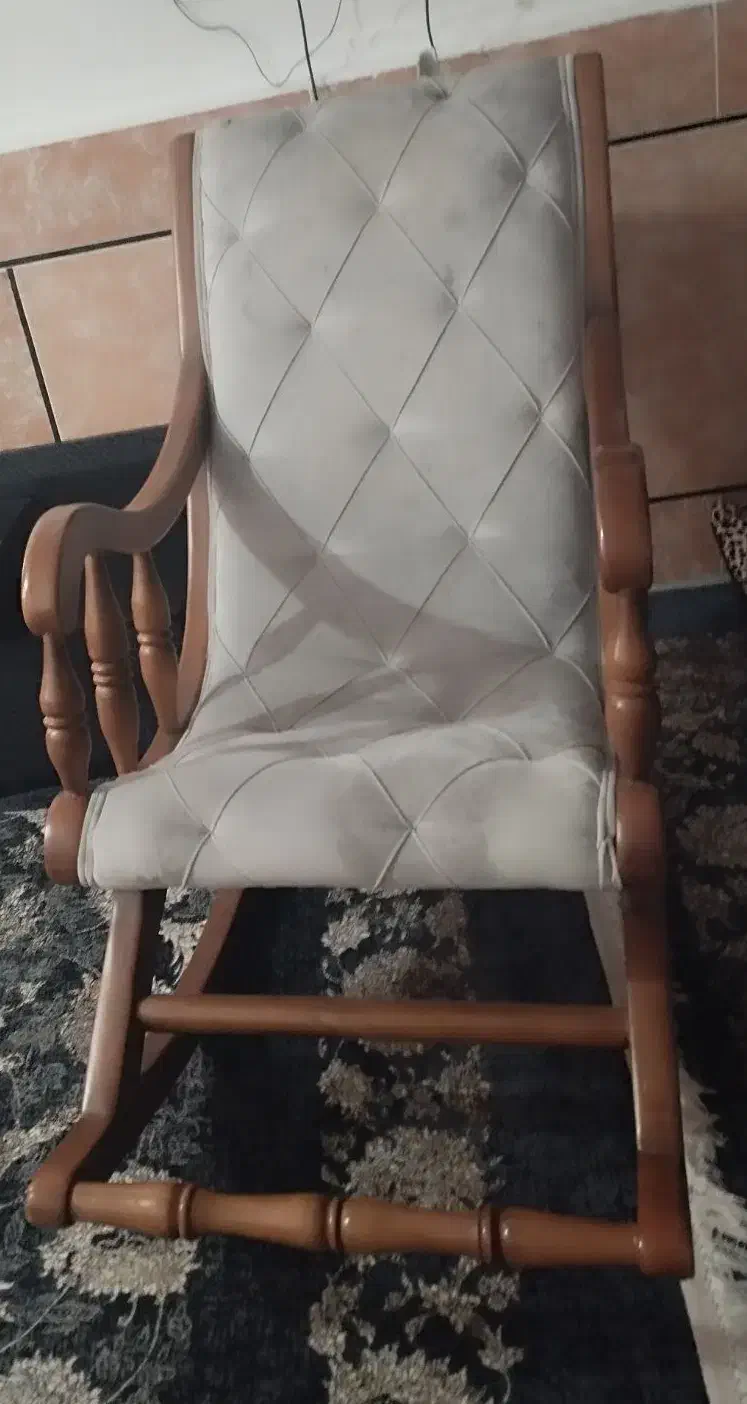 راکر یا صندلی ریلکسی|صندلی و نیمکت|شوشتر, |دیوار