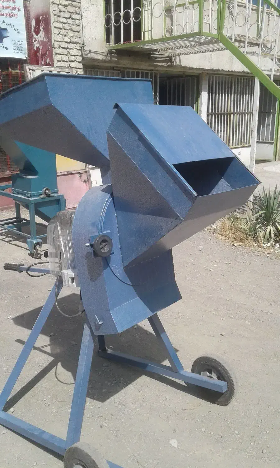 اسیاب های کوچک وبزرگ علوفه کوب|ماشین‌آلات صنعتی|زاهدان, |دیوار