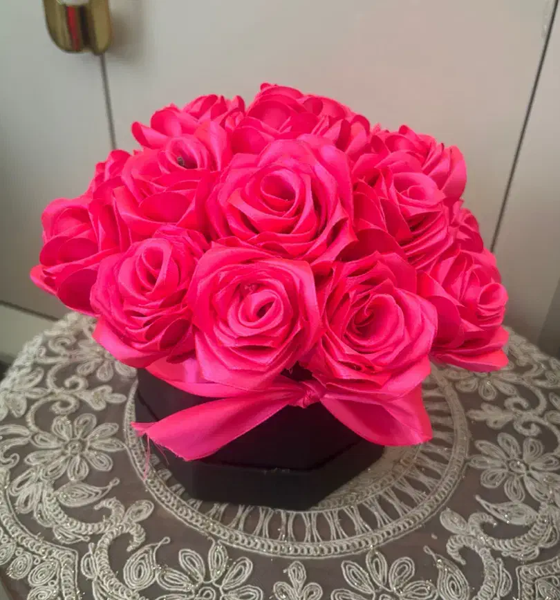 گل رز دائمی|گل مصنوعی|پرند, فاز ۶|دیوار