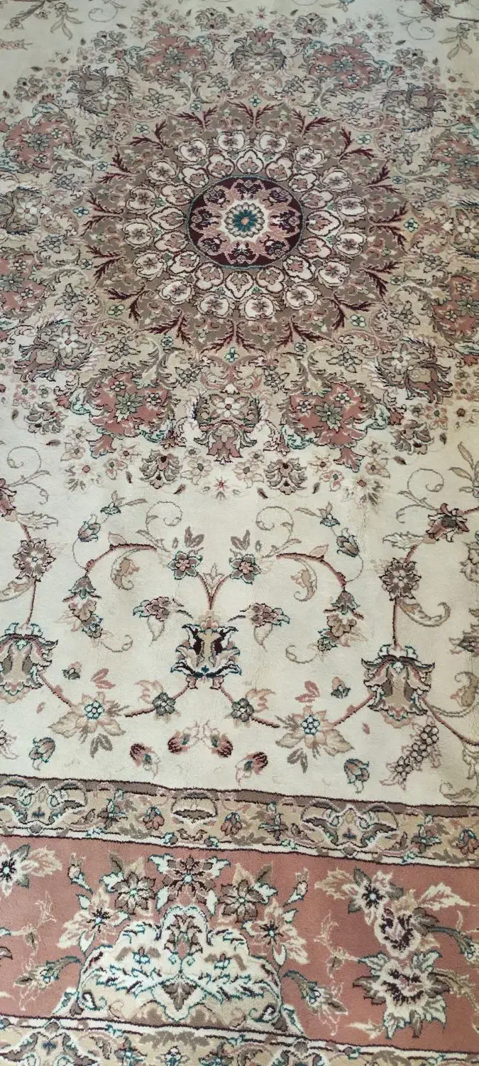 فرش ۱۲متر ی کارکرده سالم|فرش|فاضل آباد, |دیوار