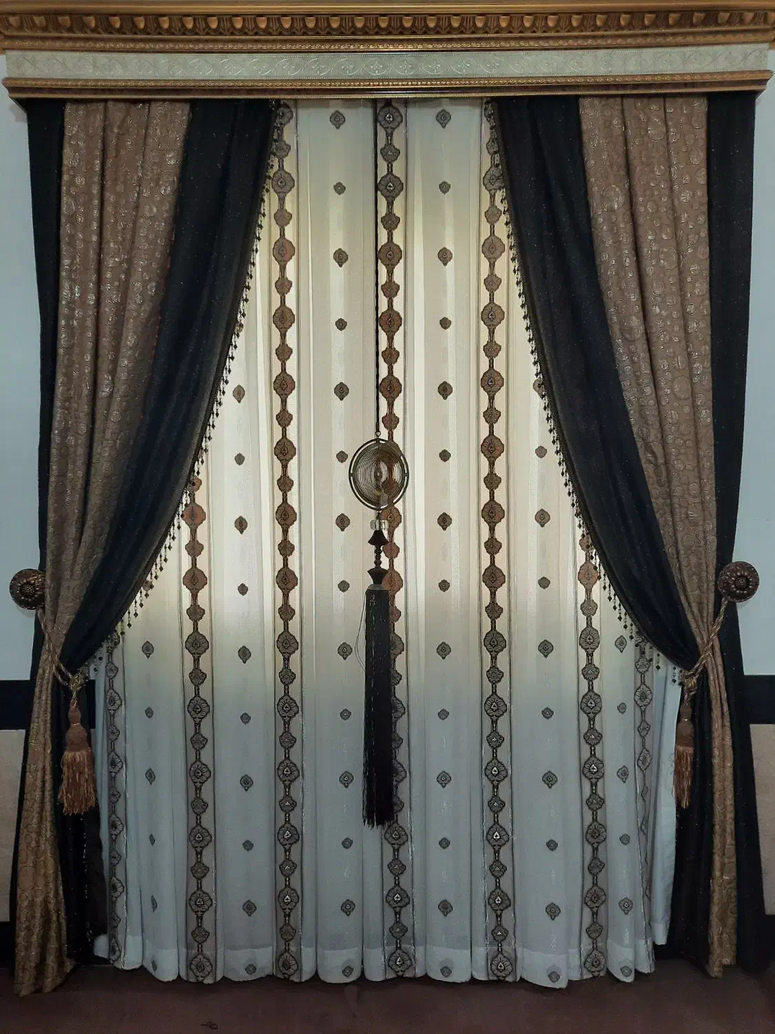 پرده پذیرایی|پرده، رانر، رومیزی|سورک, |دیوار