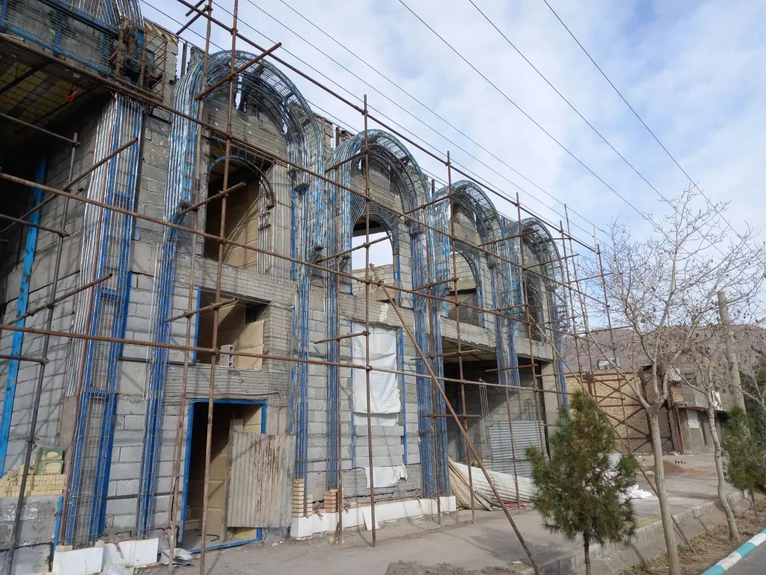 نیازمند شاگرد جوشکار|استخدام صنعتی، فنی، مهندسی|کرمان, |دیوار