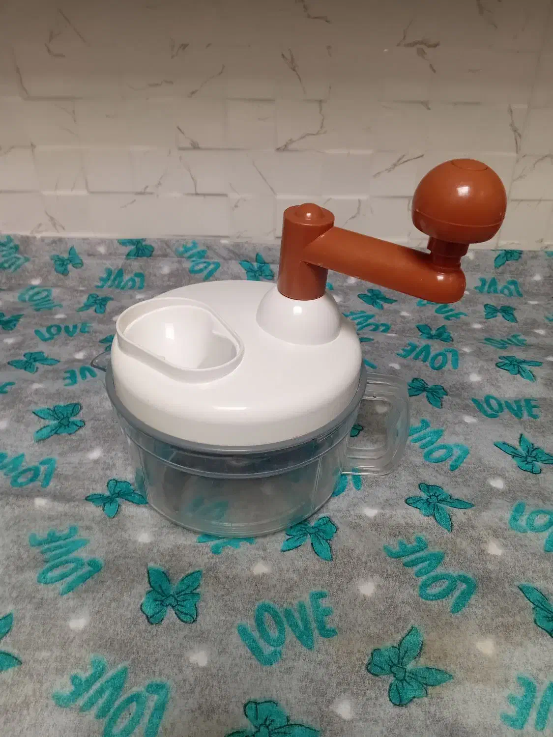 خرد کن دستی|خردکن، آسیاب، غذاساز|بروجرد, |دیوار