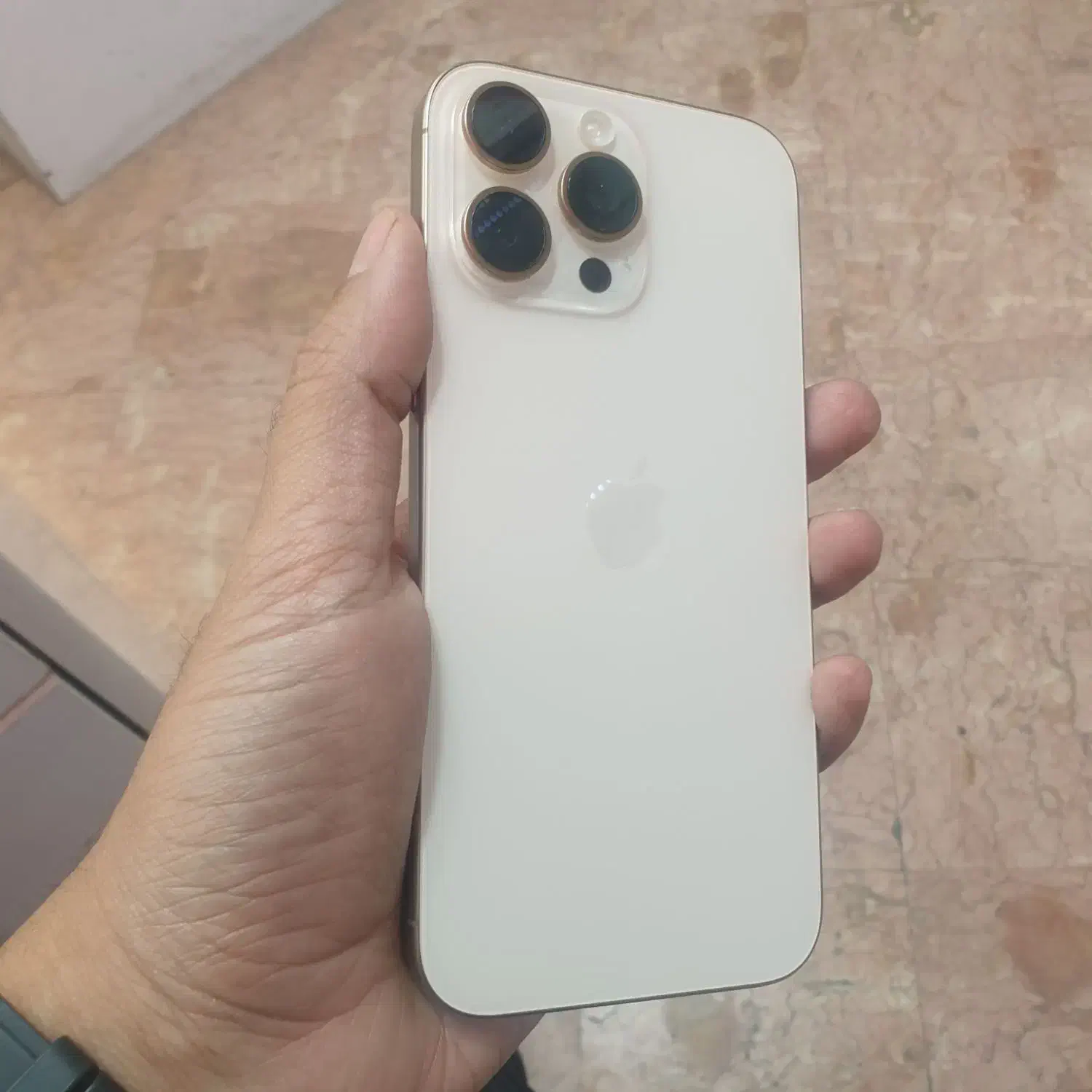 ایفون ۱۶ پرو مکس شرکتی باطری ۹۵|موبایل|مشهد, کوه سنگی|دیوار