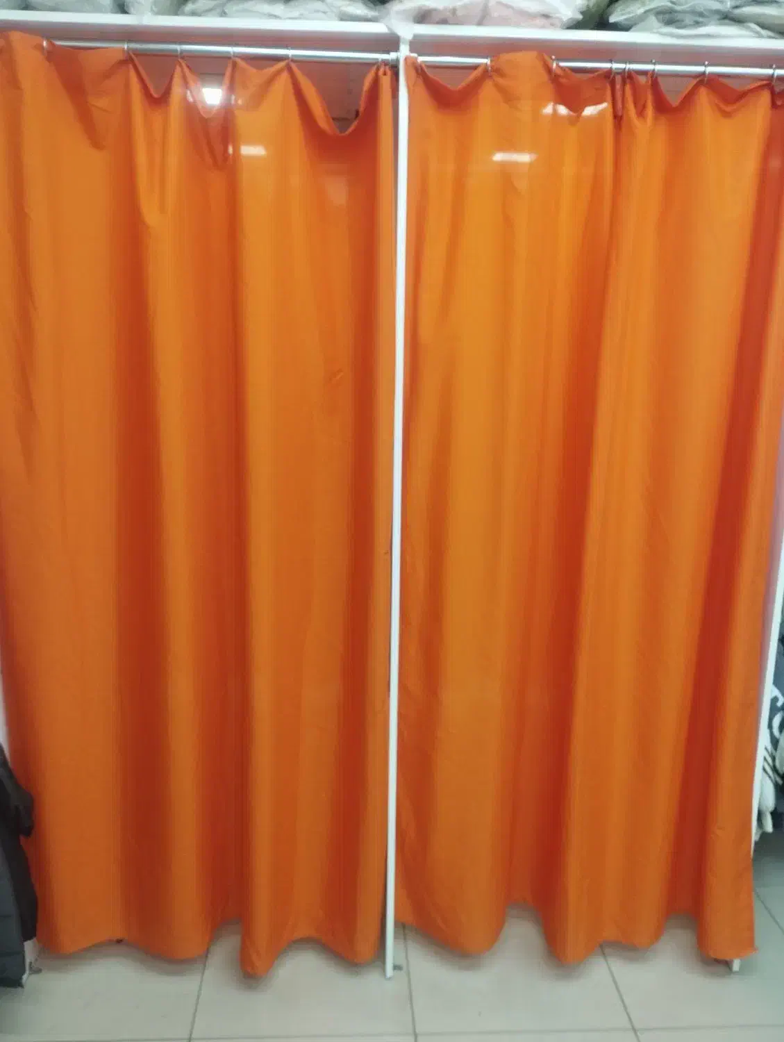 اتاق پرو|فروشگاه و مغازه|اصفهان, باغ زرشک|دیوار