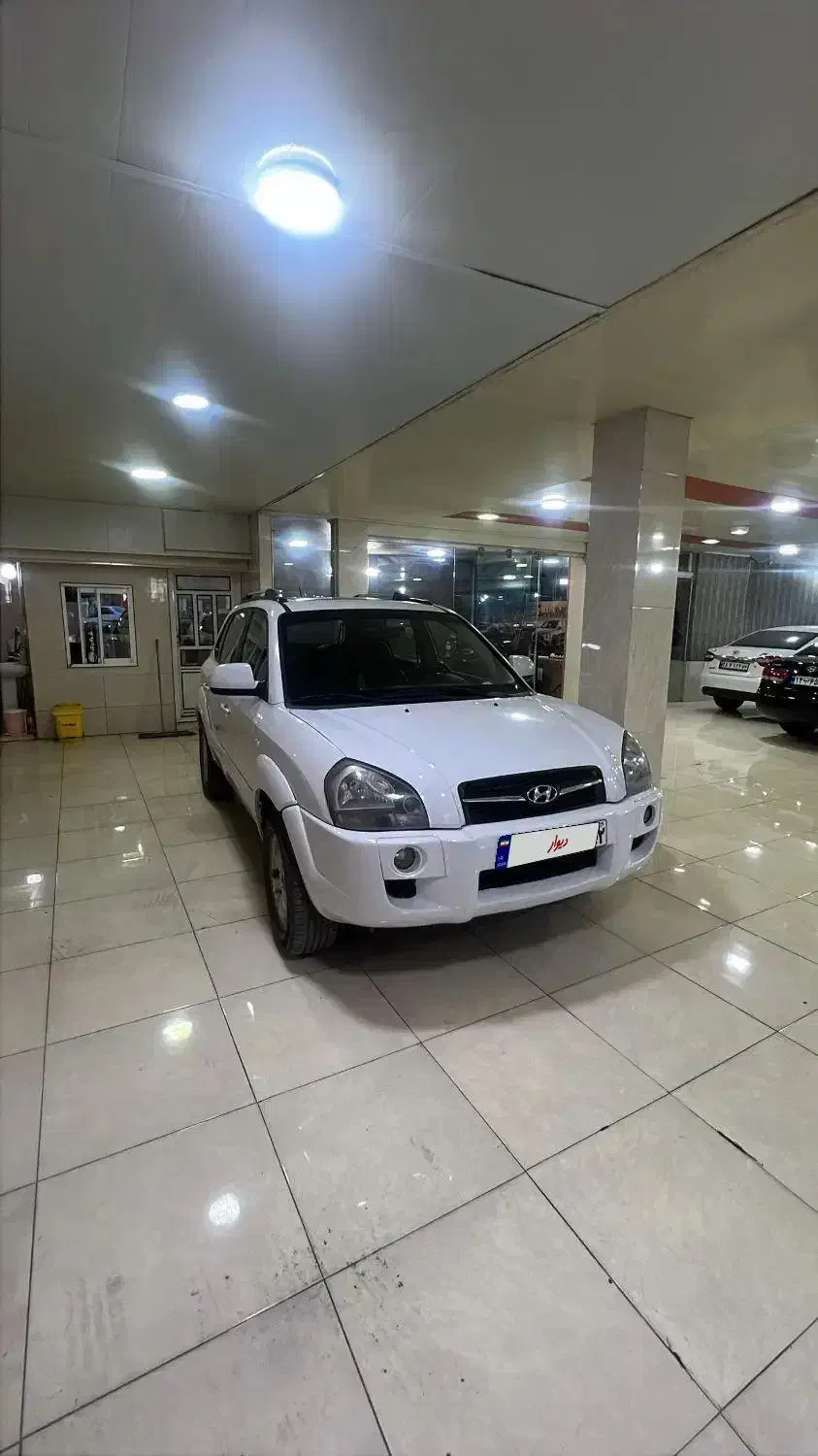 توسان ۲۰۱۰|خودرو سواری و وانت|آمل, |دیوار