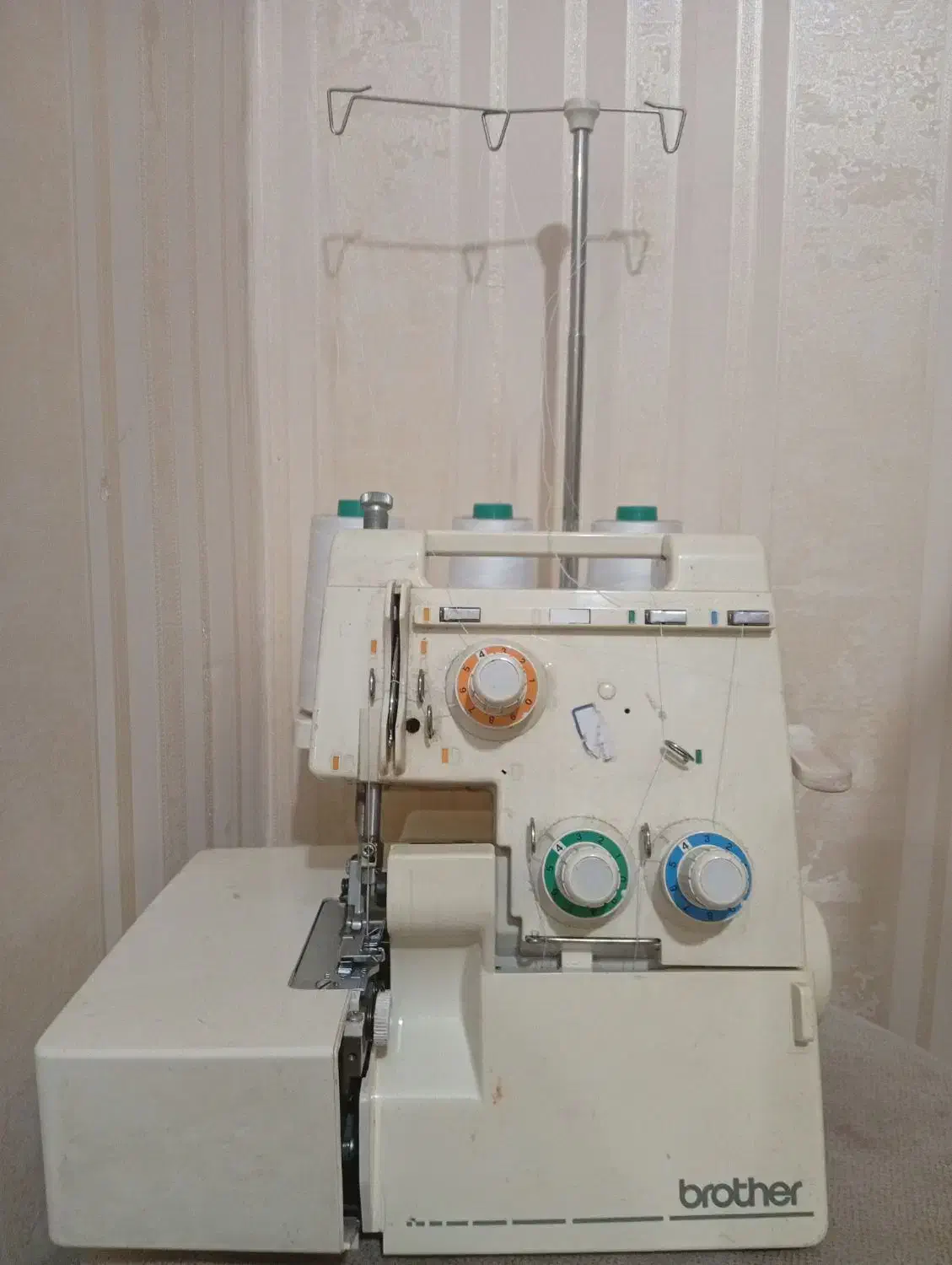 سردوز|چرخ خیاطی و ریسندگی|بندر ماهشهر, |دیوار